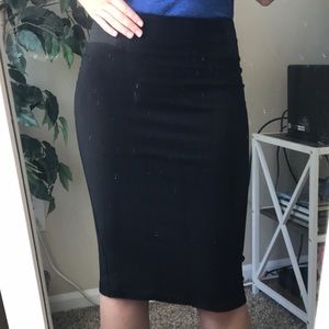 SOLD NFS Macy’s Black Pencil Skirt Size Small